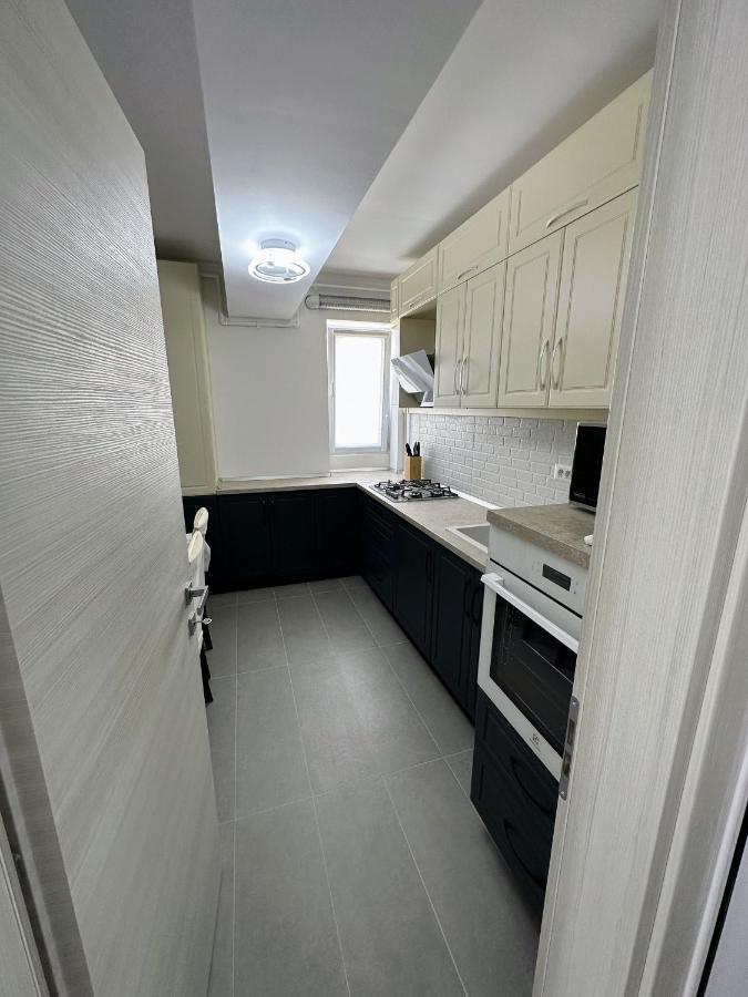 Glamart Apartment Craiova Extérieur photo