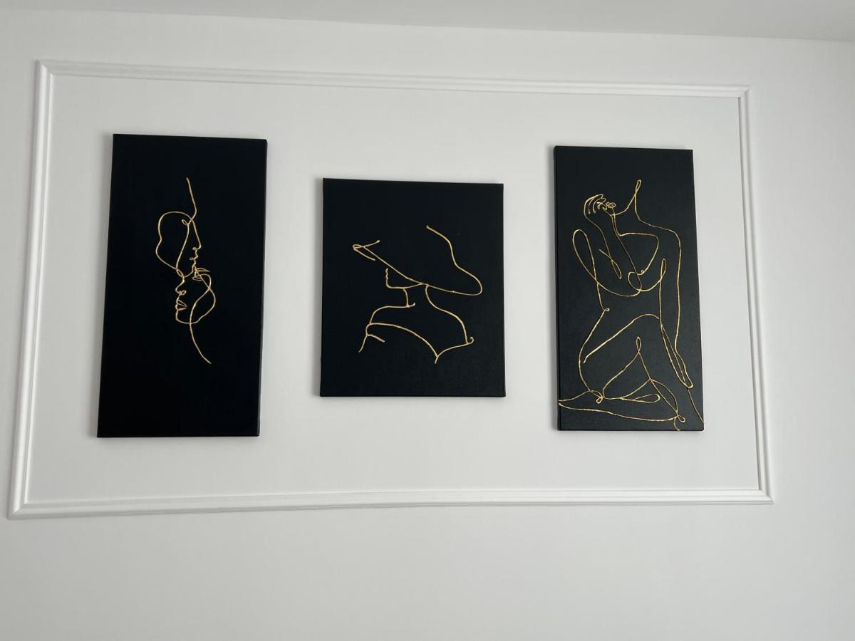 Glamart Apartment Craiova Extérieur photo